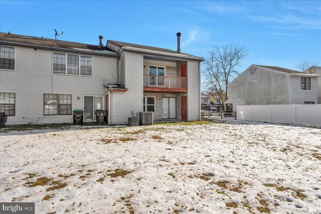 7 HAMPTON GATE DR, Sicklerville, NJ 08081