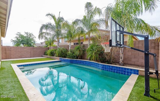 1544 E HUMMINGBIRD Way, Gilbert, AZ 85297