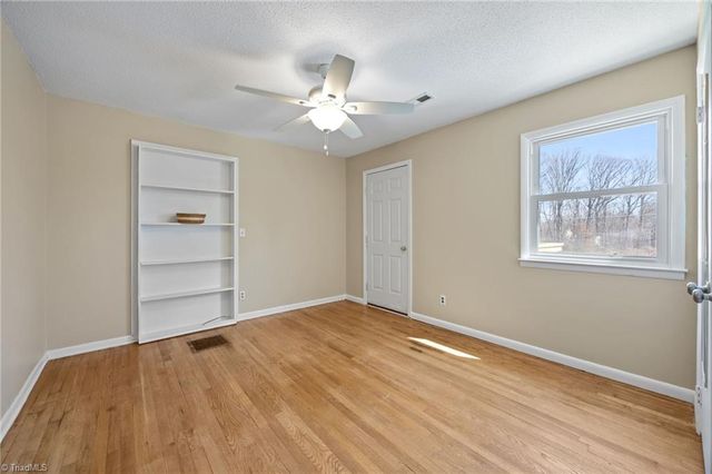 112 Logan Court, King, NC 27021