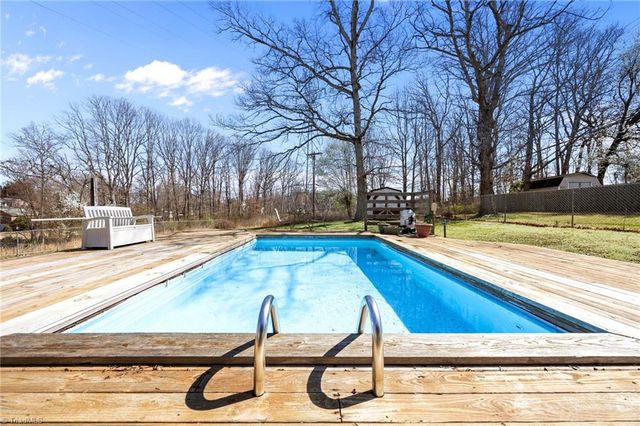 112 Logan Court, King, NC 27021