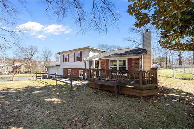 112 Logan Court, King, NC 27021