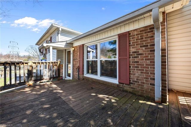 112 Logan Court, King, NC 27021