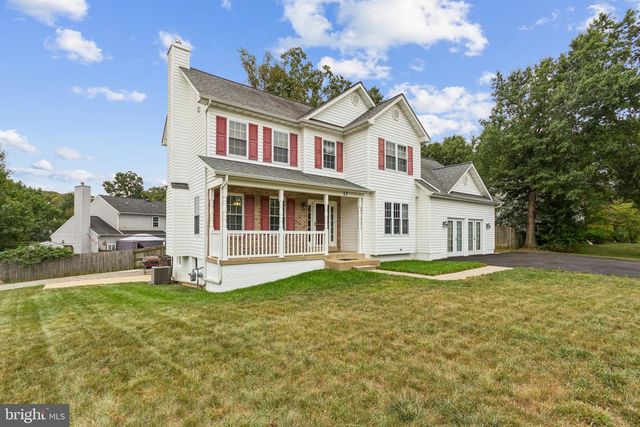 17 BROWN CIR, Fredericksburg, VA 22405