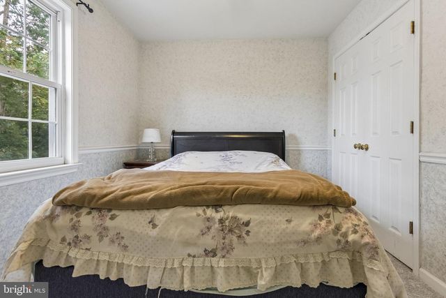 17 BROWN CIR, Fredericksburg, VA 22405