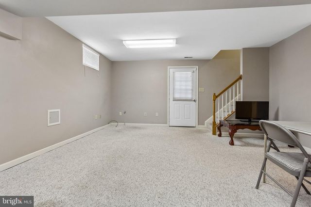 17 BROWN CIR, Fredericksburg, VA 22405