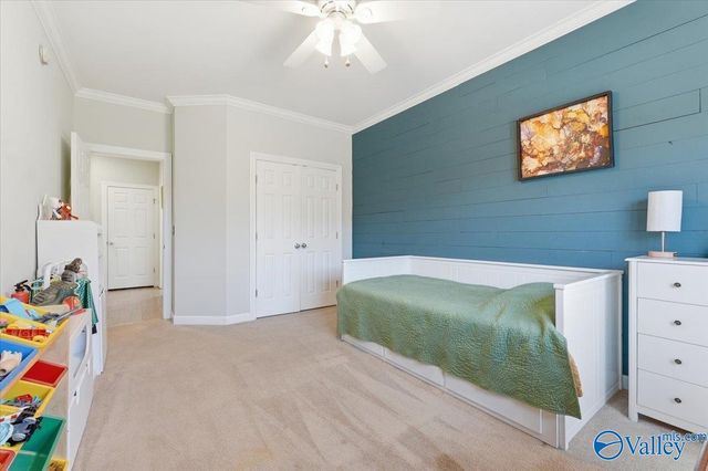 203 Lake Carmel Court, Huntsville, AL 35811