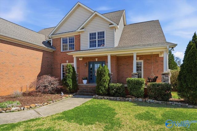 203 Lake Carmel Court, Huntsville, AL 35811