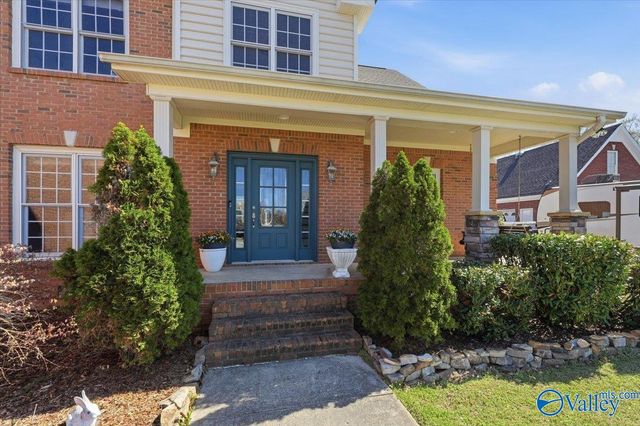 203 Lake Carmel Court, Huntsville, AL 35811