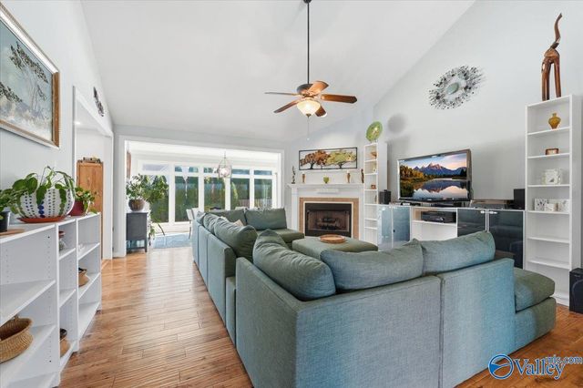 203 Lake Carmel Court, Huntsville, AL 35811