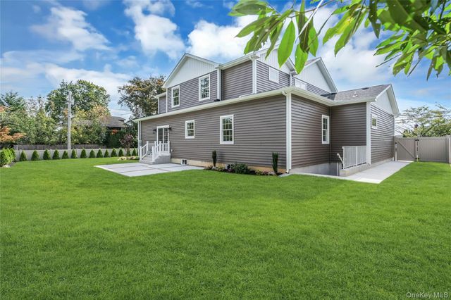 52 Linden Avenue, Bethpage, NY 11714