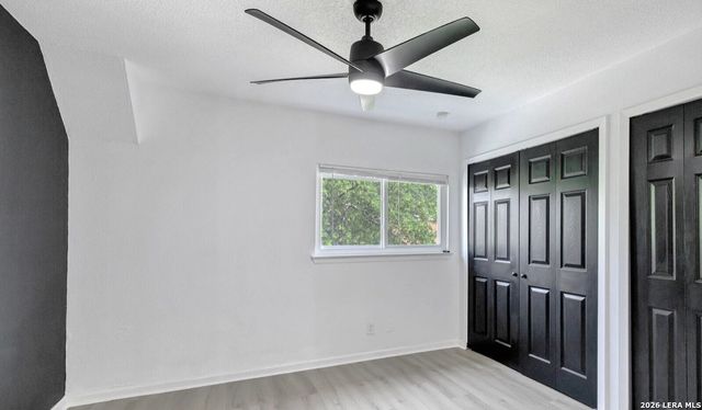 12225 Apricot Dr, San Antonio, TX 78247