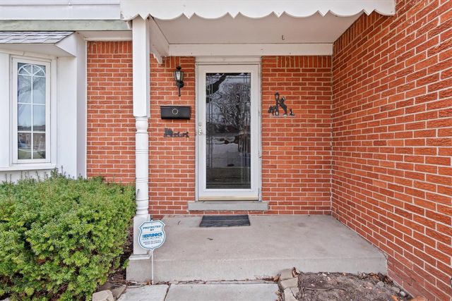 31126 Gloede Drive, Warren, MI 48088