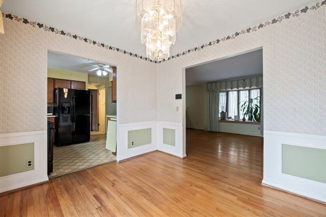 31126 Gloede Drive, Warren, MI 48088