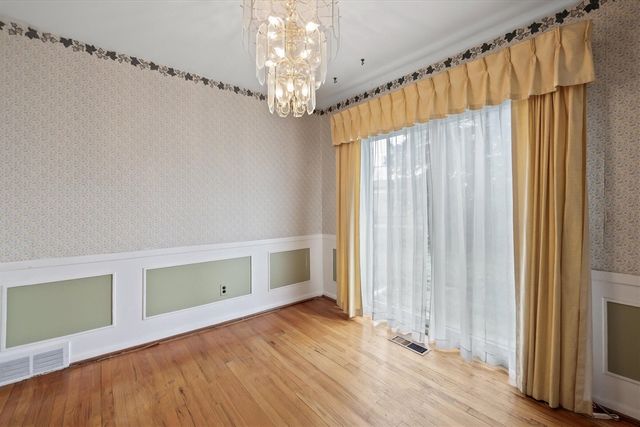 31126 Gloede Drive, Warren, MI 48088