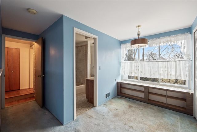 31126 Gloede Drive, Warren, MI 48088