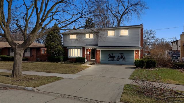 31126 Gloede Drive, Warren, MI 48088