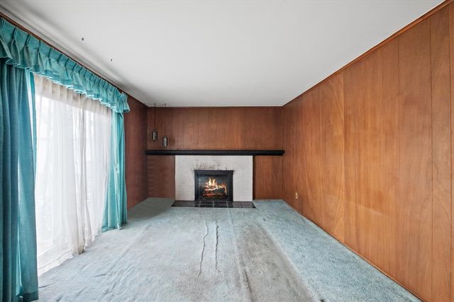 31126 Gloede Drive, Warren, MI 48088