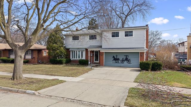 31126 Gloede Drive, Warren, MI 48088
