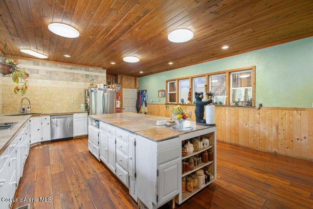 784 Twin Rivers RD, Athol, ID 83801