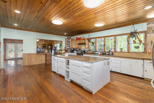 784 Twin Rivers RD, Athol, ID 83801