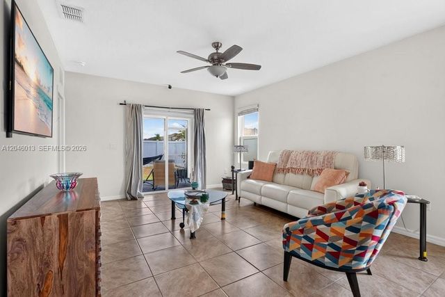 2415 taloncrest ct, Other City - In The State Of Florida, FL 33839