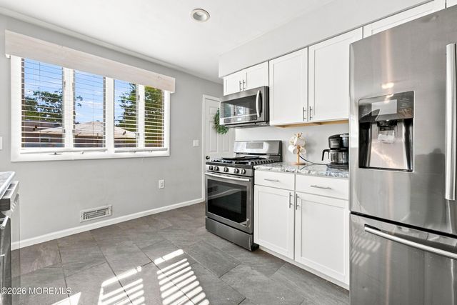 108 Ariel Place, Brick, NJ 08724