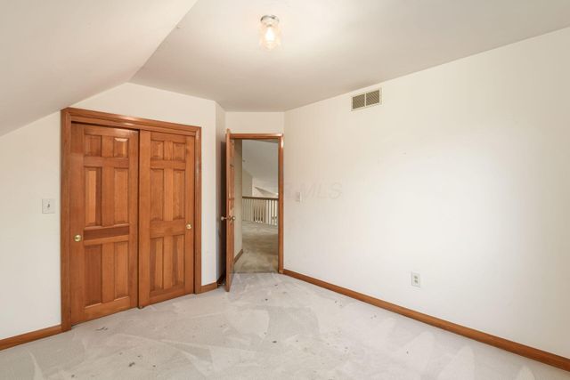 3313 Glen Oaks Court, Lewis Center, OH 43035