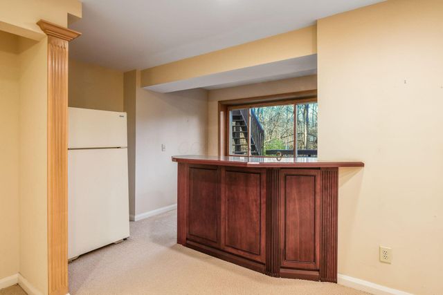 3313 Glen Oaks Court, Lewis Center, OH 43035