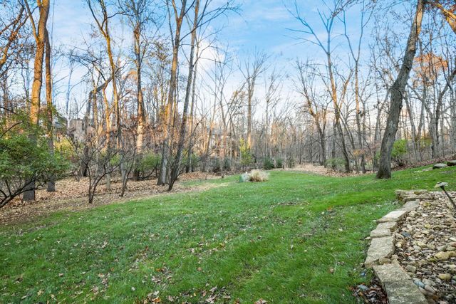 3313 Glen Oaks Court, Lewis Center, OH 43035