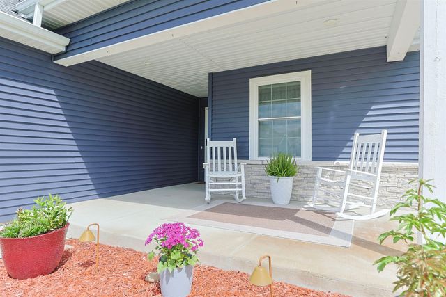 30477 Pine Bluff Drive, Elkhart, IN 46517