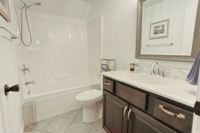 30477 Pine Bluff Drive, Elkhart, IN 46517