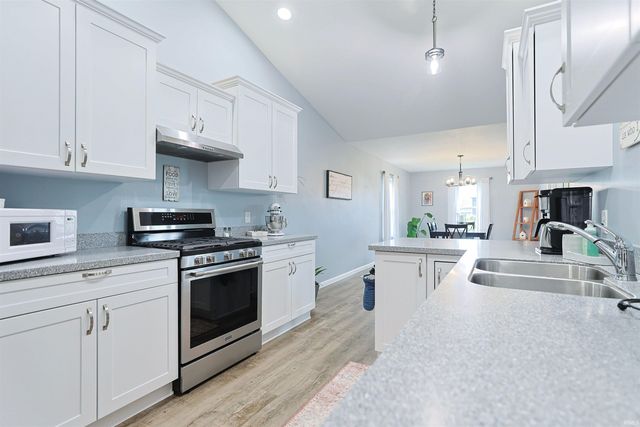 30477 Pine Bluff Drive, Elkhart, IN 46517