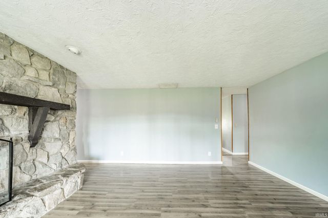 2916 Country Estates Drive, New Castle, IN 47362