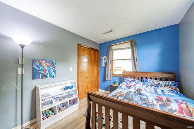 2916 Country Estates Drive, New Castle, IN 47362