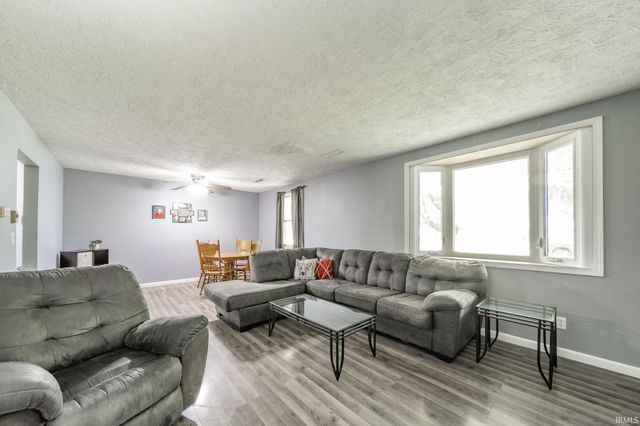 2916 Country Estates Drive, New Castle, IN 47362