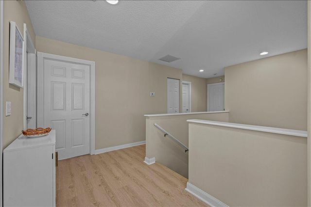 429 Oriole Circle, Jupiter, FL 33458