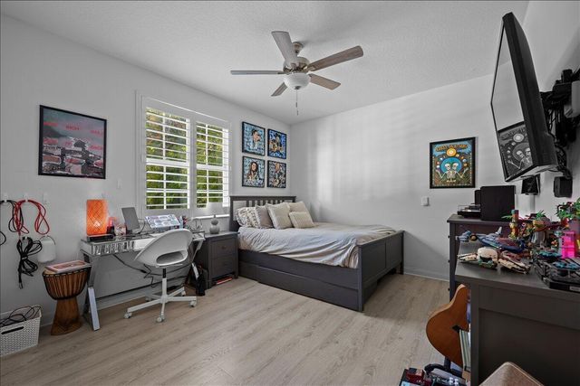 429 Oriole Circle, Jupiter, FL 33458