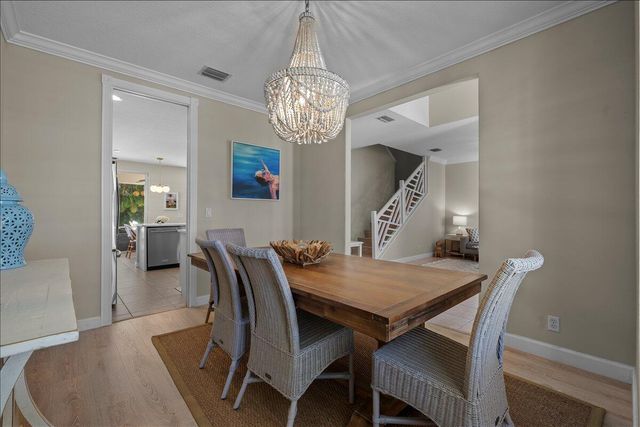 429 Oriole Circle, Jupiter, FL 33458