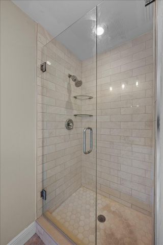 429 Oriole Circle, Jupiter, FL 33458