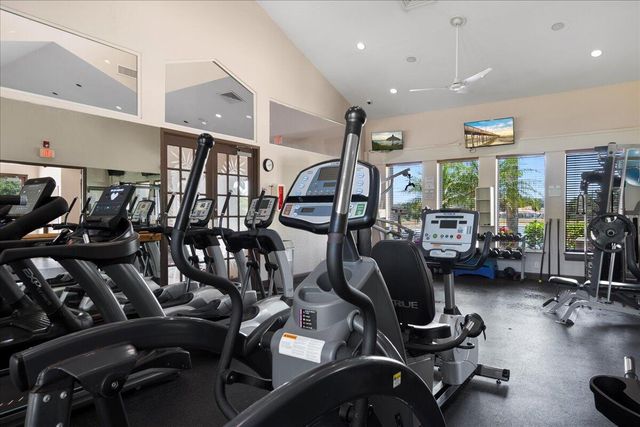 429 Oriole Circle, Jupiter, FL 33458