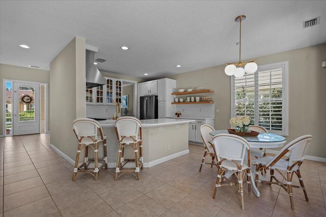 429 Oriole Circle, Jupiter, FL 33458
