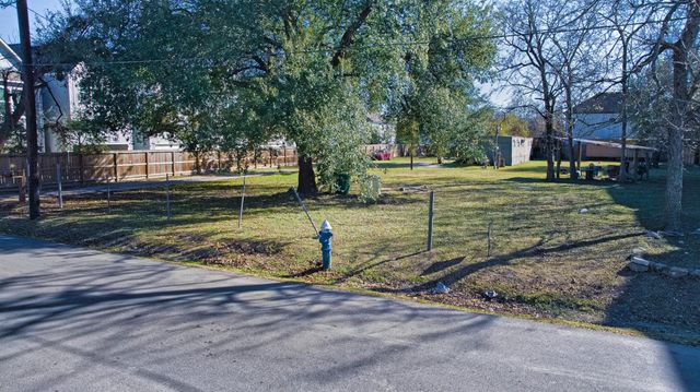 853 Rachel Street, Houston, TX 77091