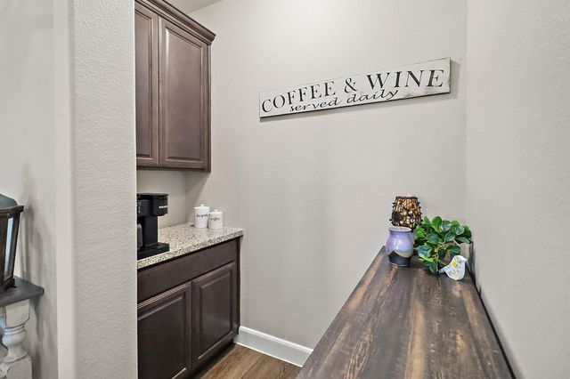 4610 Pineloch Bayou Drive, Baytown, TX 77523