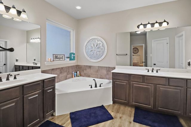 4610 Pineloch Bayou Drive, Baytown, TX 77523