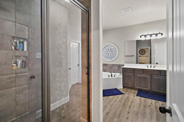 4610 Pineloch Bayou Drive, Baytown, TX 77523