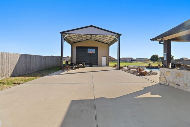 4610 Pineloch Bayou Drive, Baytown, TX 77523