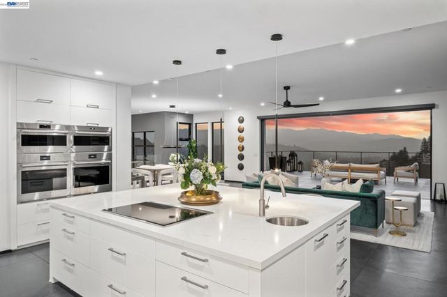 2525 Biltmore Dr, Alamo, CA 94507