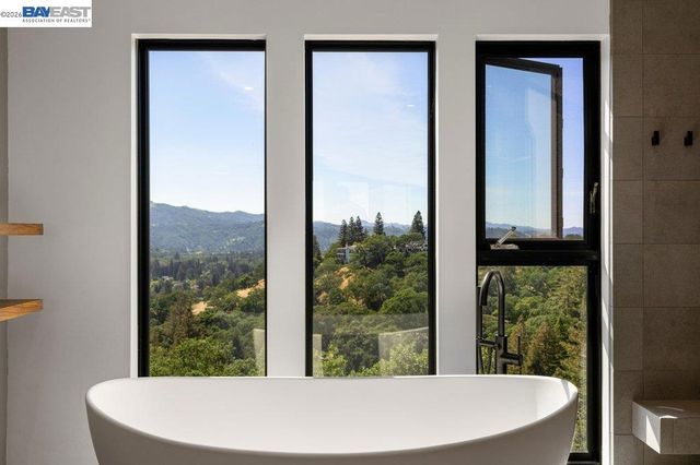 2525 Biltmore Dr, Alamo, CA 94507
