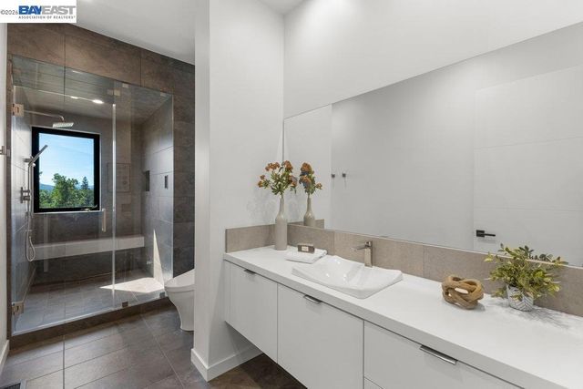 2525 Biltmore Dr, Alamo, CA 94507