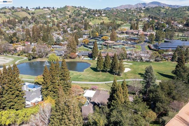 2525 Biltmore Dr, Alamo, CA 94507